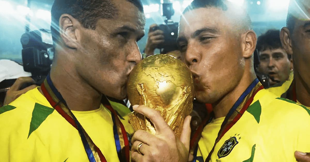 Fenômeno Redimido: Brasil É Penta e Conquista a Glória Mundial